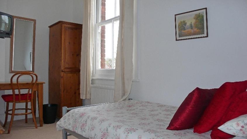 Colebrook Guest House Farnborough (Hampshire) Quarto foto